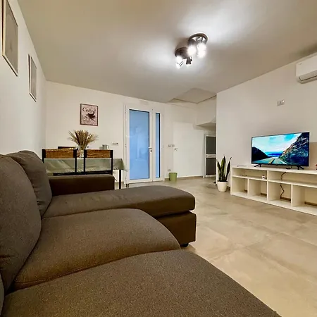 Sikelia Holiday home